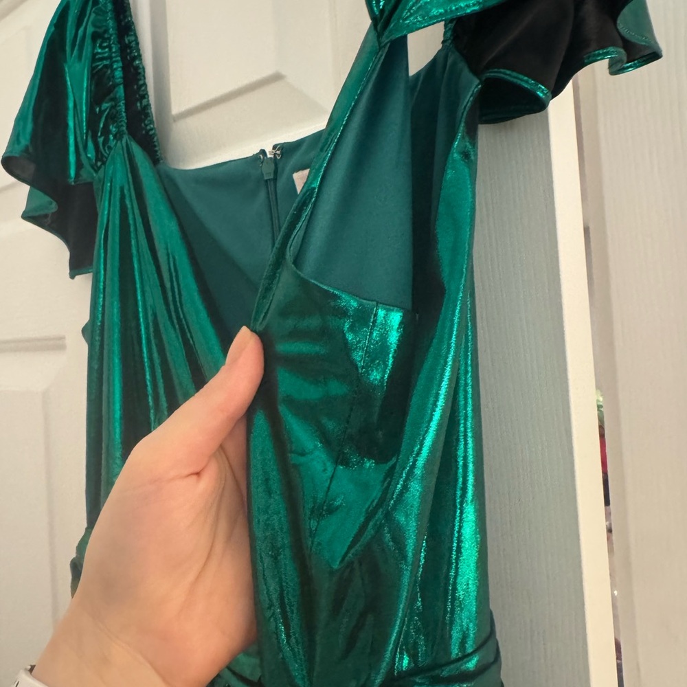Ivy City Co Green Metalic V-Neck Dress - Picture 6 of 12